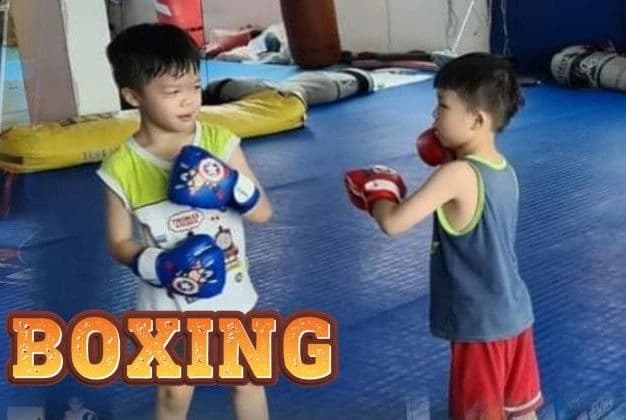 Boxing class at Ultimate MMA Academy